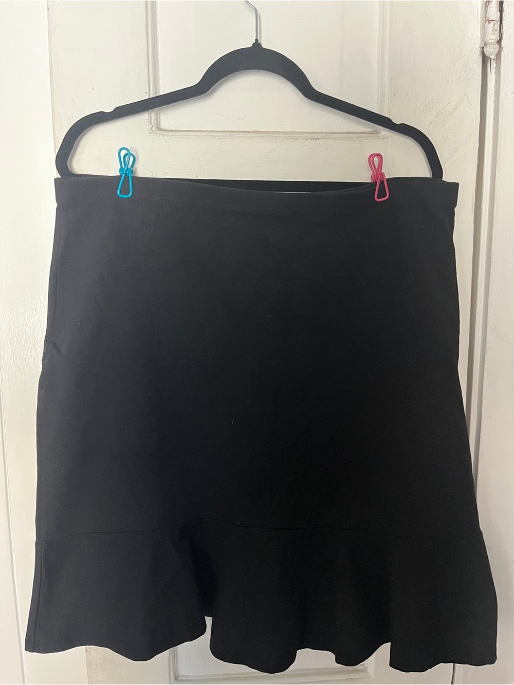Black Ruffled Hem Women's Skirt